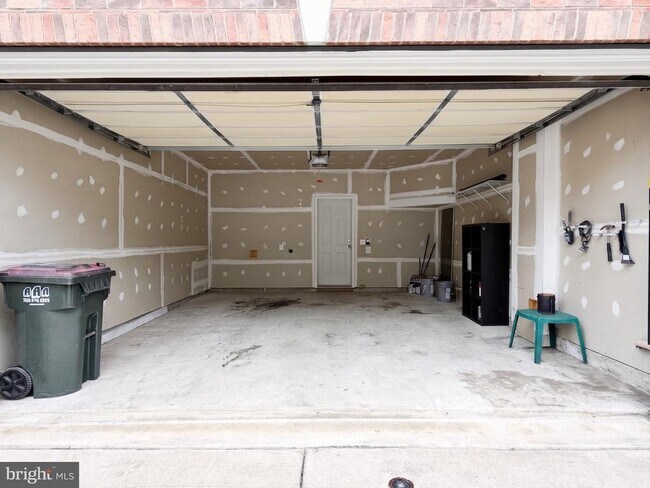 Building Photo - 8358 Millom Ct