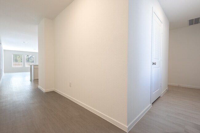 Building Photo - 21210 Newberry Grv Ln