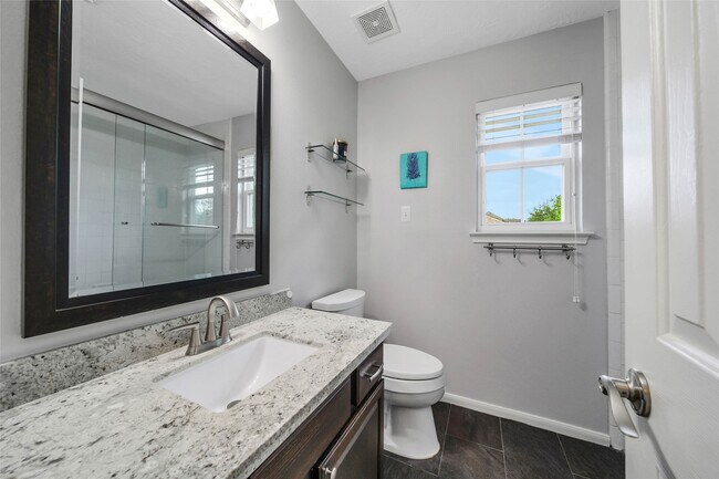 Building Photo - 16731 Creek Trail