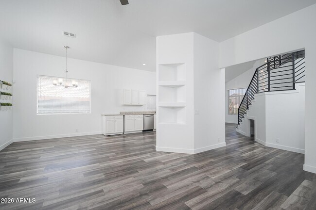 Building Photo - 18031 N 15th Pl