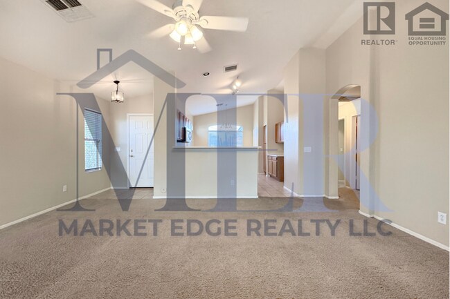 Building Photo - 3Bed/2Bath Home at Northern/107th Ave! $199 MOVE-IN SPECIAL! Ready for Immediate Move-In!