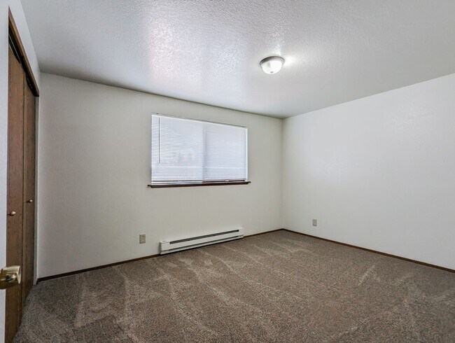 Building Photo - m771