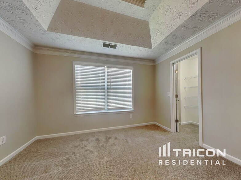 Building Photo - 1065 Dalby Way