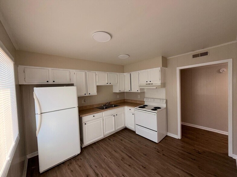 Building Photo - 136 Cotton Top Ct