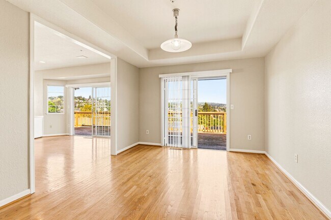 Building Photo - Expansive Valley Views & Private Living in Castro Valley - 4BD/3BA Exec Home
