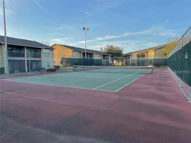 Building Photo - 9909 Sweepstakes Ln