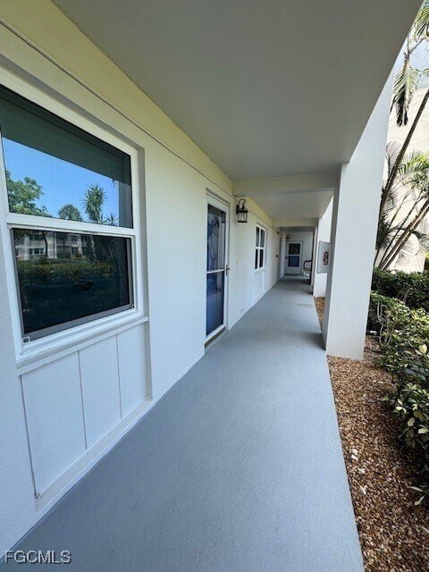 Building Photo - 1828 Pine Valley Dr