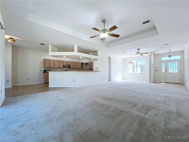 Building Photo - 5950 N Petunia Terrace