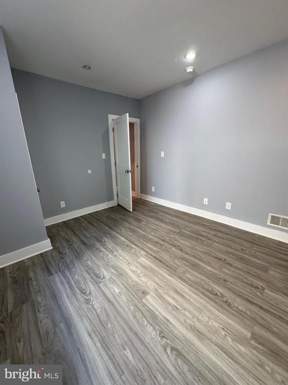 Building Photo - 1522 Willington St