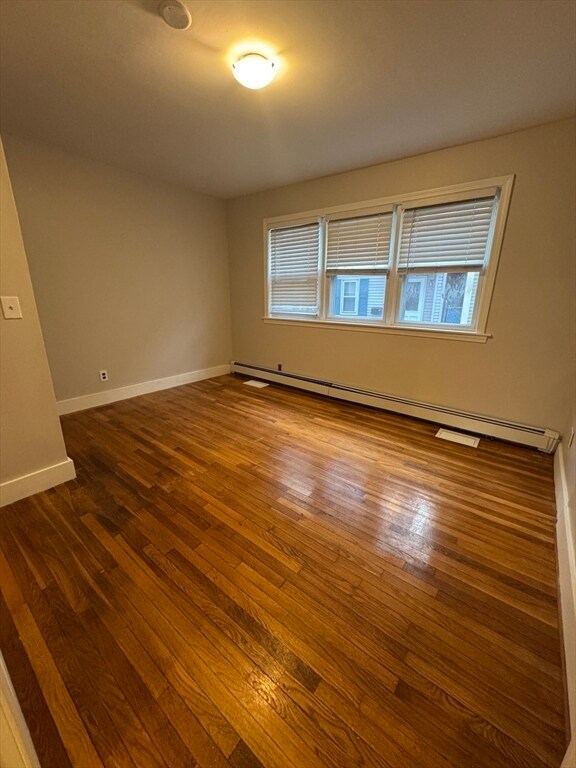 Building Photo - 178 Bowen St