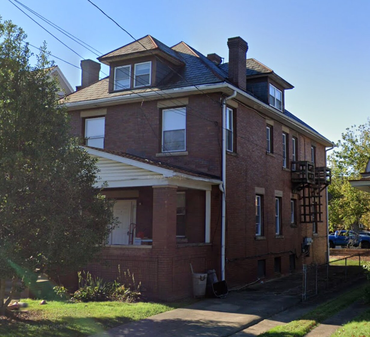 Building Photo - 1527 Jackson St