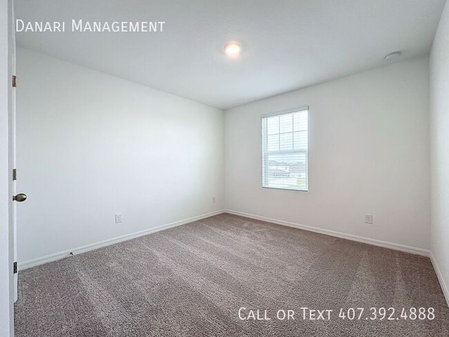 Building Photo - 1679 Meadowlark Dr