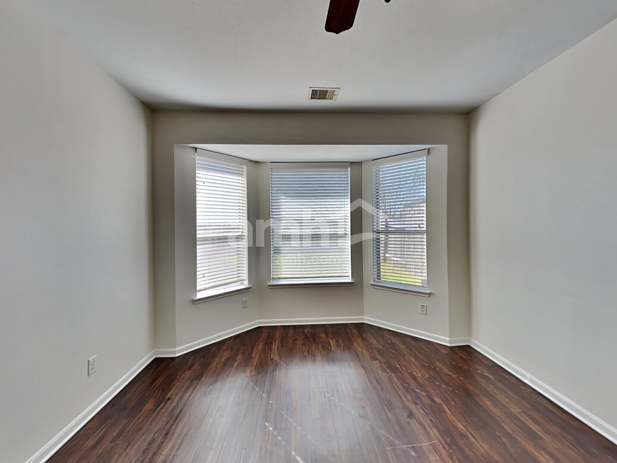 Building Photo - 2303 Cantabria Ln