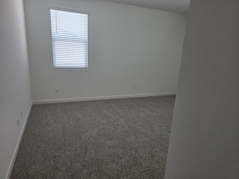 Building Photo - 17829 W Palo Verde Ave
