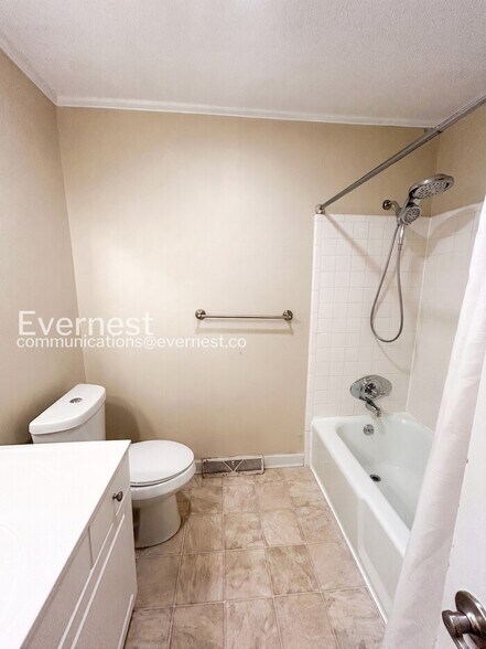 Building Photo - 1231 Willowlake Ct