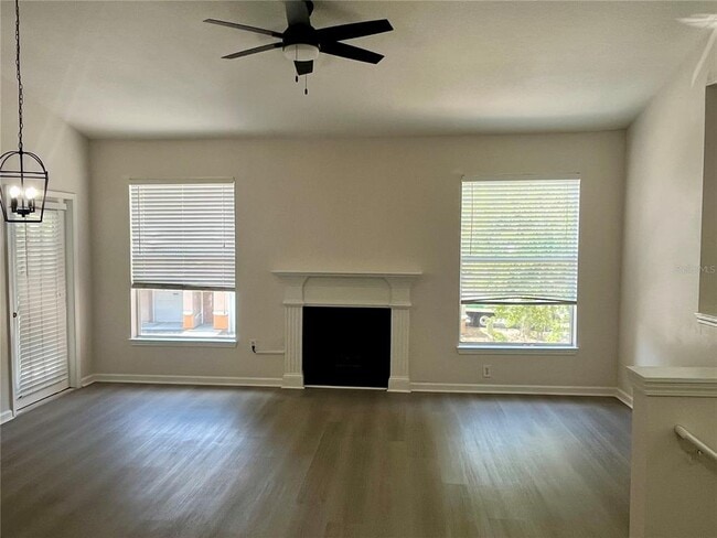 Building Photo - 18105 Villa Creek Dr