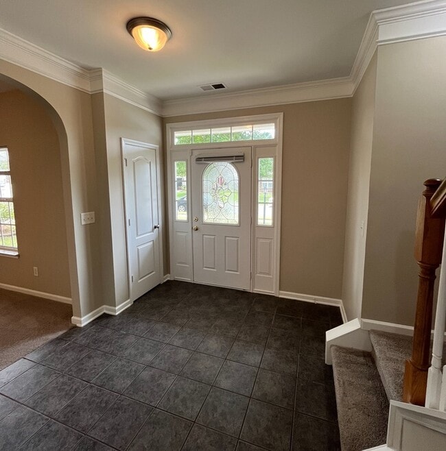 Building Photo - 15315 Edgewater Forest Ln