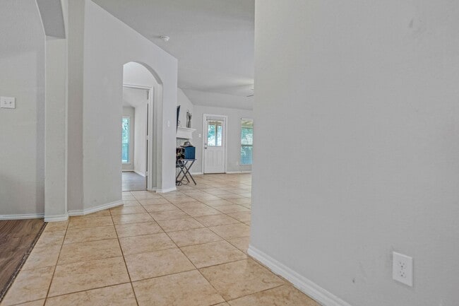 Building Photo - 1601 Katydid Ct