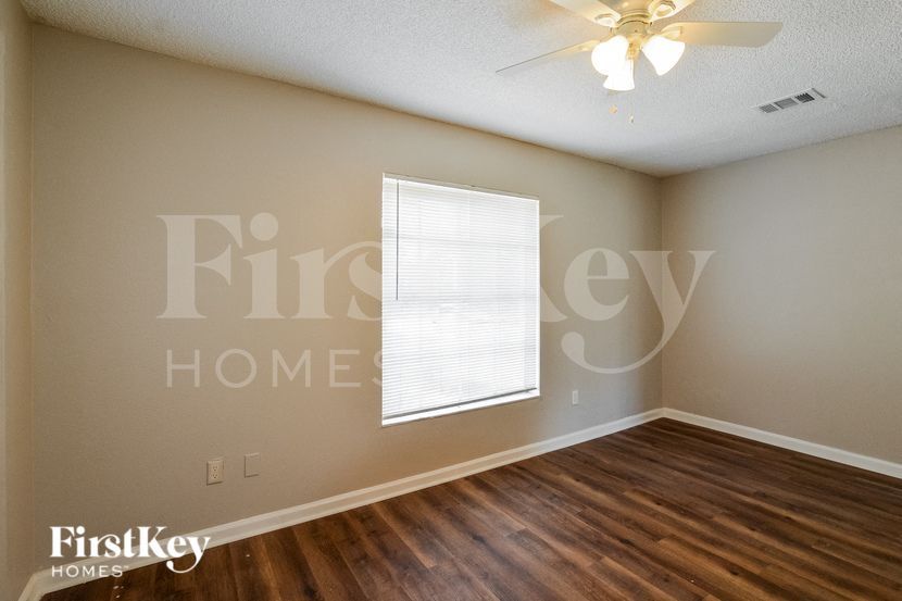 Building Photo - 2864 Jewel Ave