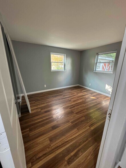 Building Photo - 44 Granville St