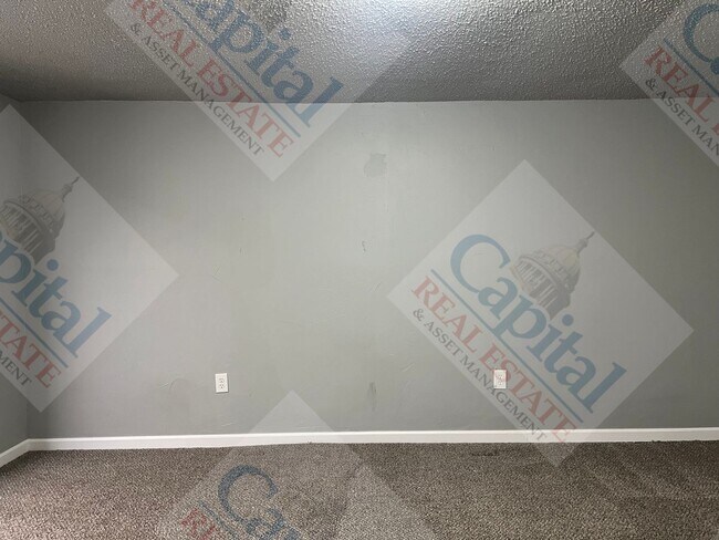 Building Photo - Home Sweet Home