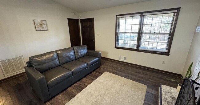 Building Photo - 5146 Union Church Rd