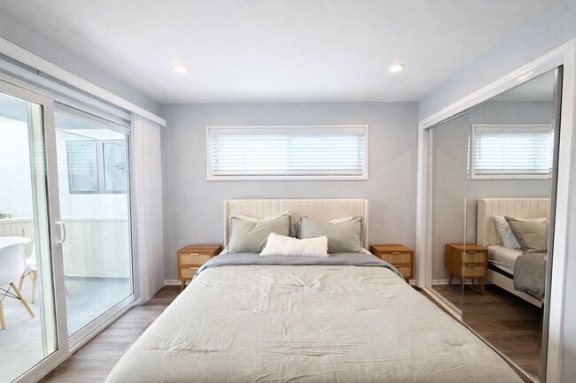 Building Photo - 315 Sapphire Ave