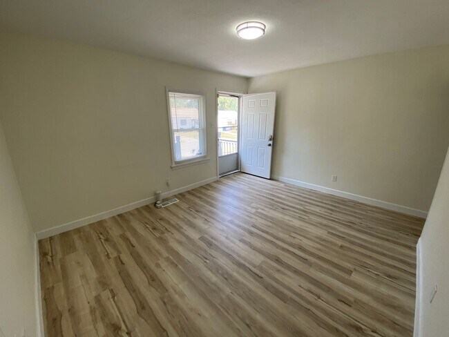 Building Photo - 3 Bed home in Berkeley