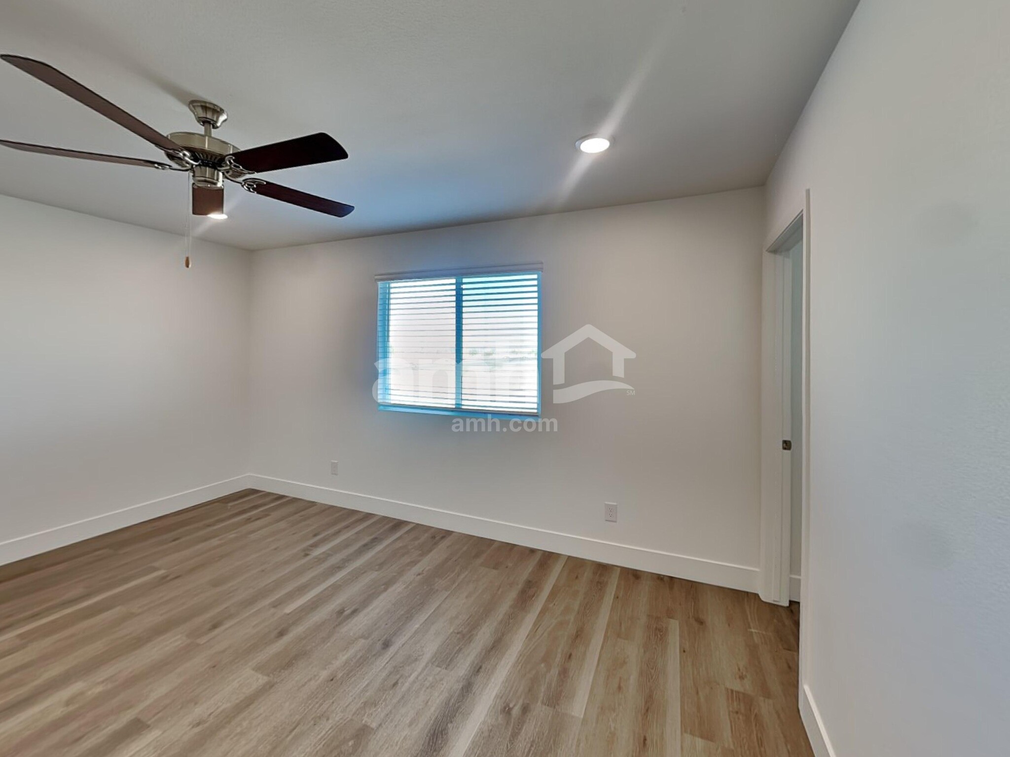 Building Photo - 5734 Las Vegas Crk St