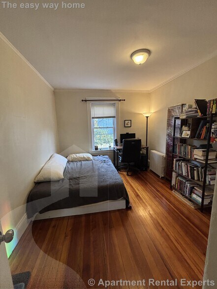 Building Photo - 9 Orrin St