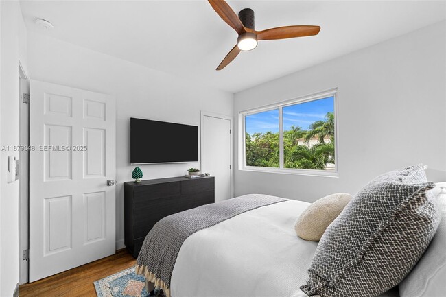 Building Photo - 642 86th St