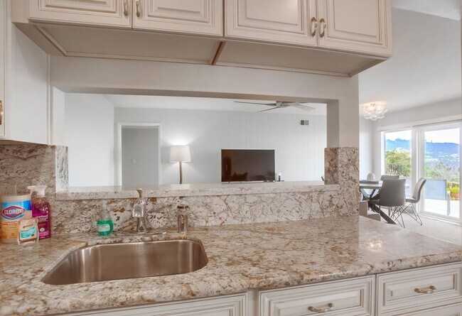 Building Photo - Modern Ocean View Home in La Jolla 4 Bed, 3 Bath