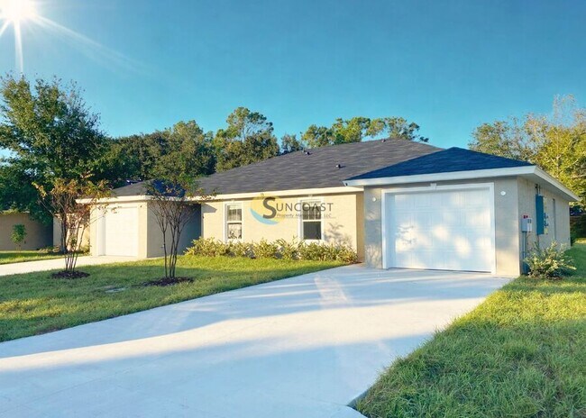 Building Photo - 13 September Pl