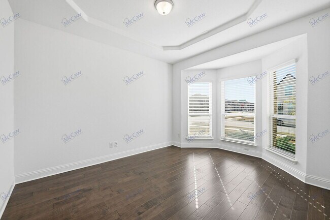 Building Photo - 6700 Palmdale Ln