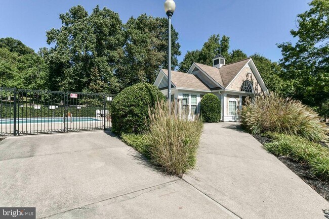 Building Photo - 7507 Ashby Ln