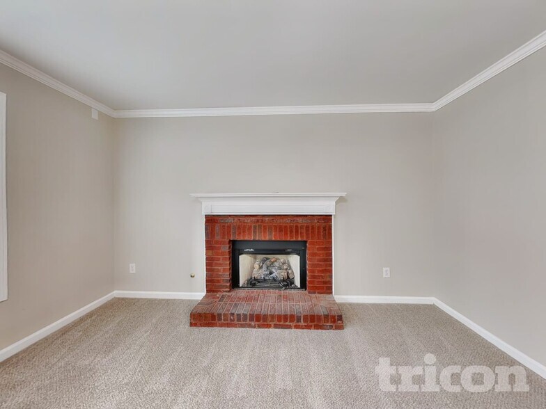 Building Photo - 1503 Elena Dr