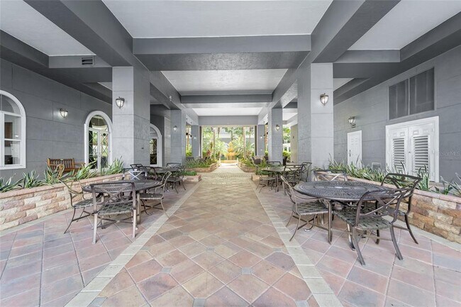 Building Photo - 700 S Harbour Island Blvd