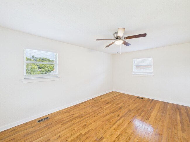 Building Photo - Completely Remodeled Home on Lawton's West Side
