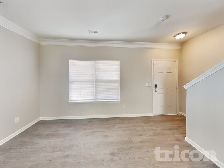 Building Photo - 1208 Ballina Way