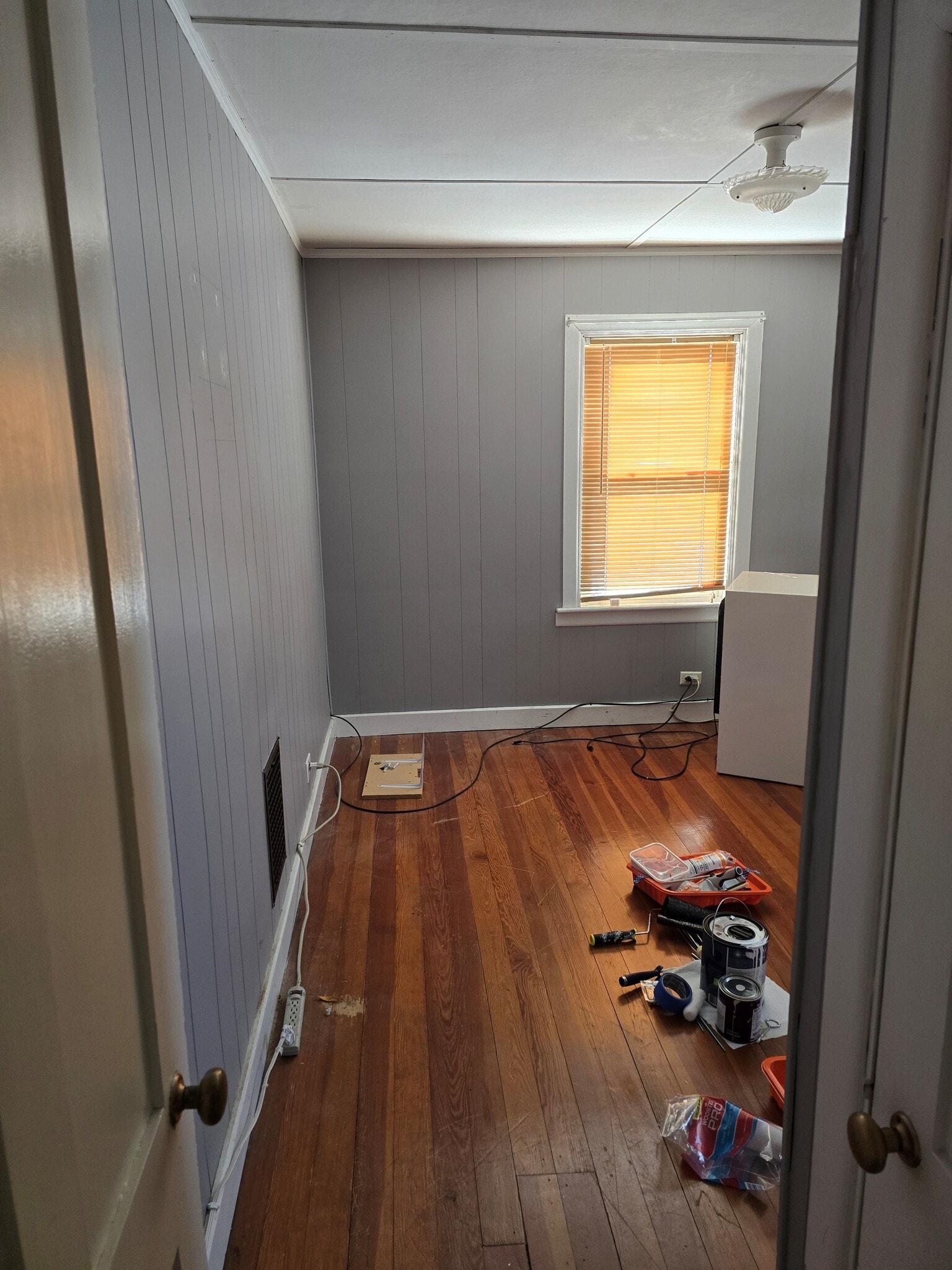 Master Bedroom - 10 Forest St