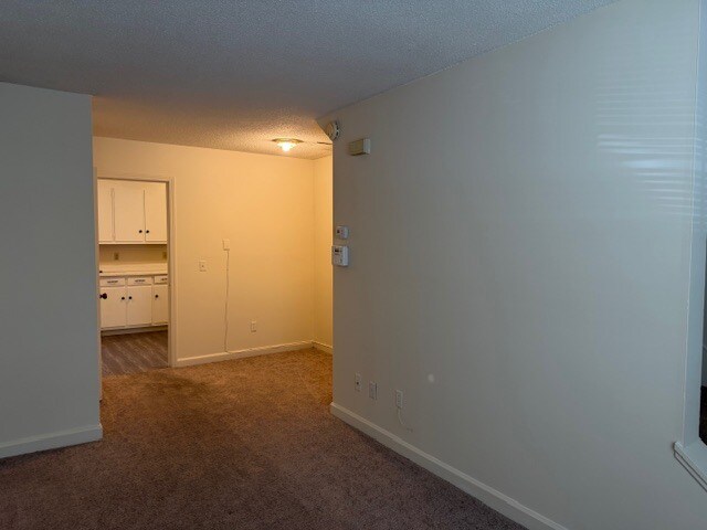 Building Photo - 501 Edwards Rd