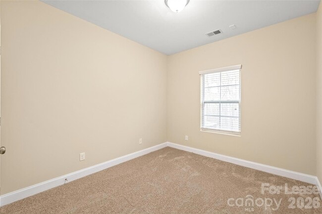 Building Photo - 5123 Poplar Knoll Dr
