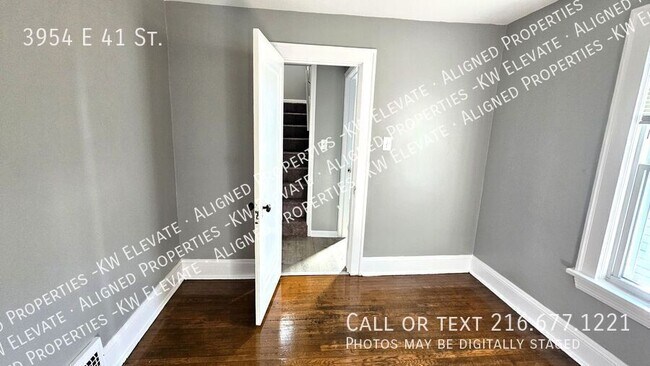 Building Photo - 3954 E 41st St