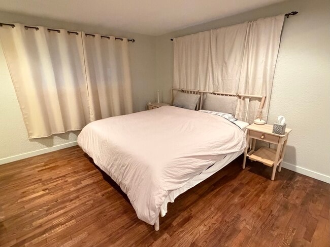 Building Photo - 12030 NE 144th St