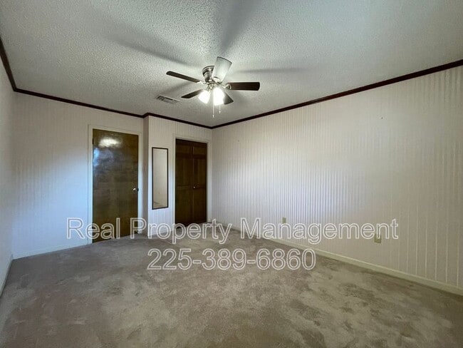 Building Photo - 6428 Chippendale Dr