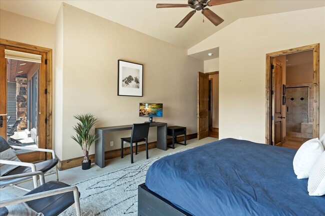 Building Photo - 4378 Sunrise Dr