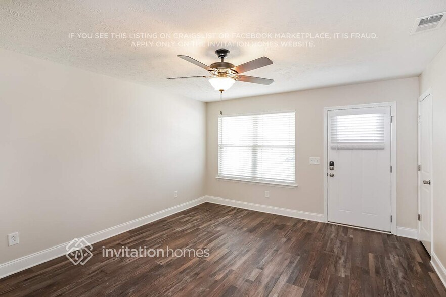 Building Photo - 1070 Berra Dr