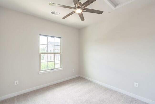 Building Photo - 16705 Tortola Dr