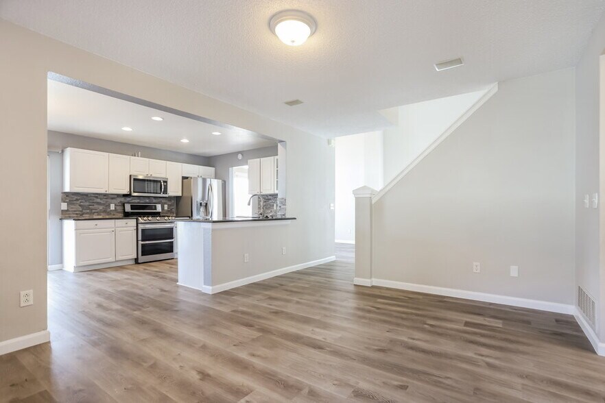 Building Photo - 11224 Jordan Ct