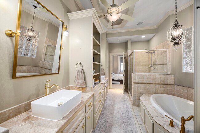 Building Photo - 1312 Crocker St